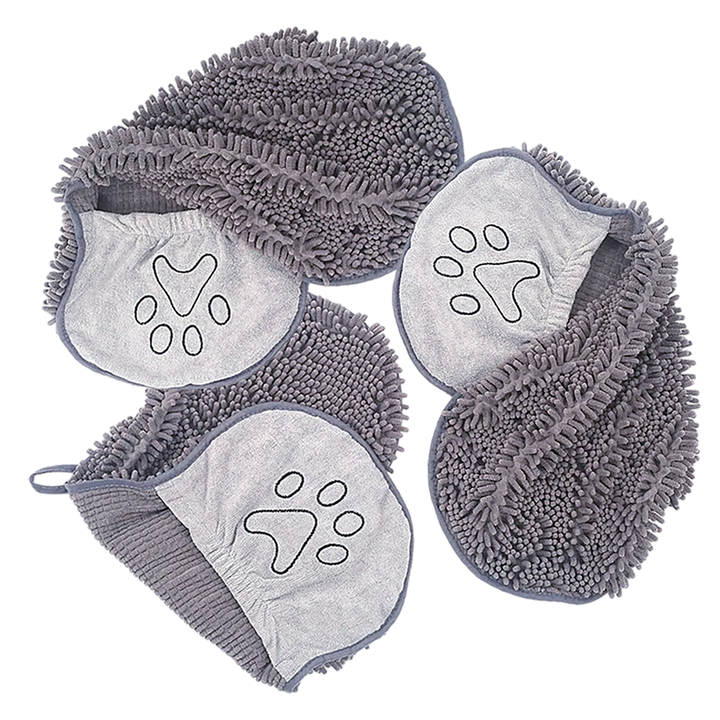 The Bobbie Towel® Ultra-Absorbent Shammy Dog Towel