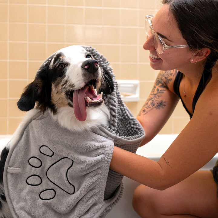 The Bobbie Towel® Ultra-Absorbent Shammy Dog Towel